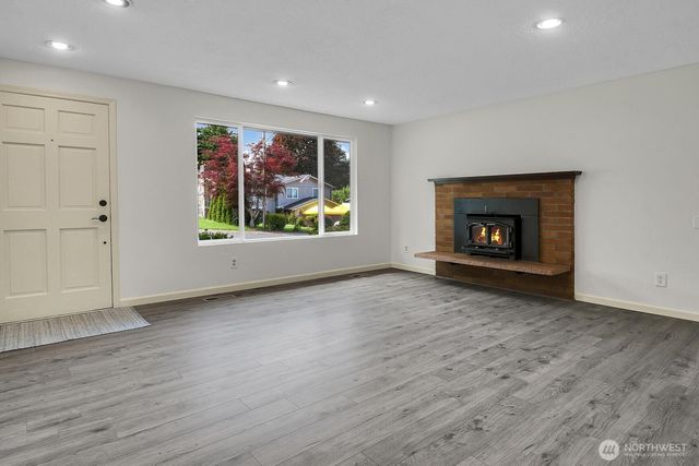 2420 SW 326th Street, Federal Way, WA 98023
