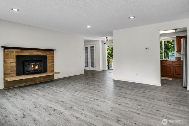 2420 SW 326th Street, Federal Way, WA 98023