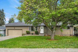 2420 SW 326th Street, Federal Way, WA 98023