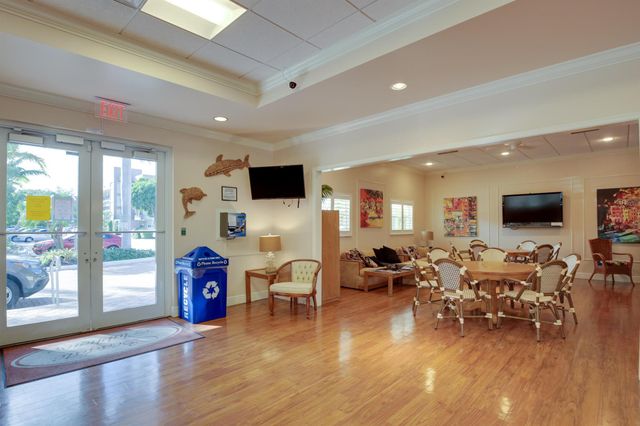 2008 S Federal Highway 206, Boynton Beach, FL 33435