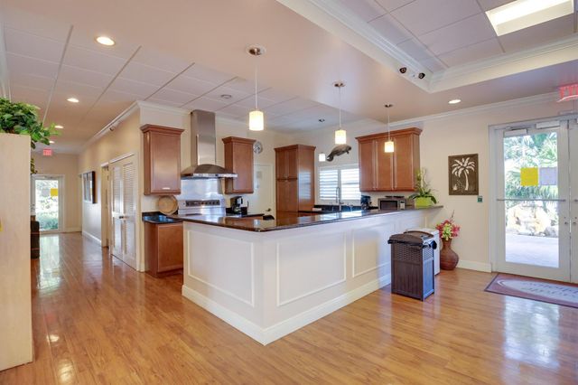 2008 S Federal Highway 206, Boynton Beach, FL 33435