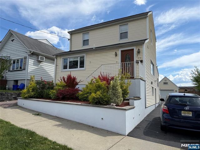 412 Park Place, Lyndhurst, NJ 07071