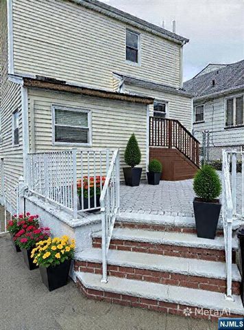 412 Park Place, Lyndhurst, NJ 07071