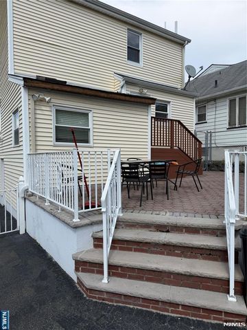 412 Park Place, Lyndhurst, NJ 07071