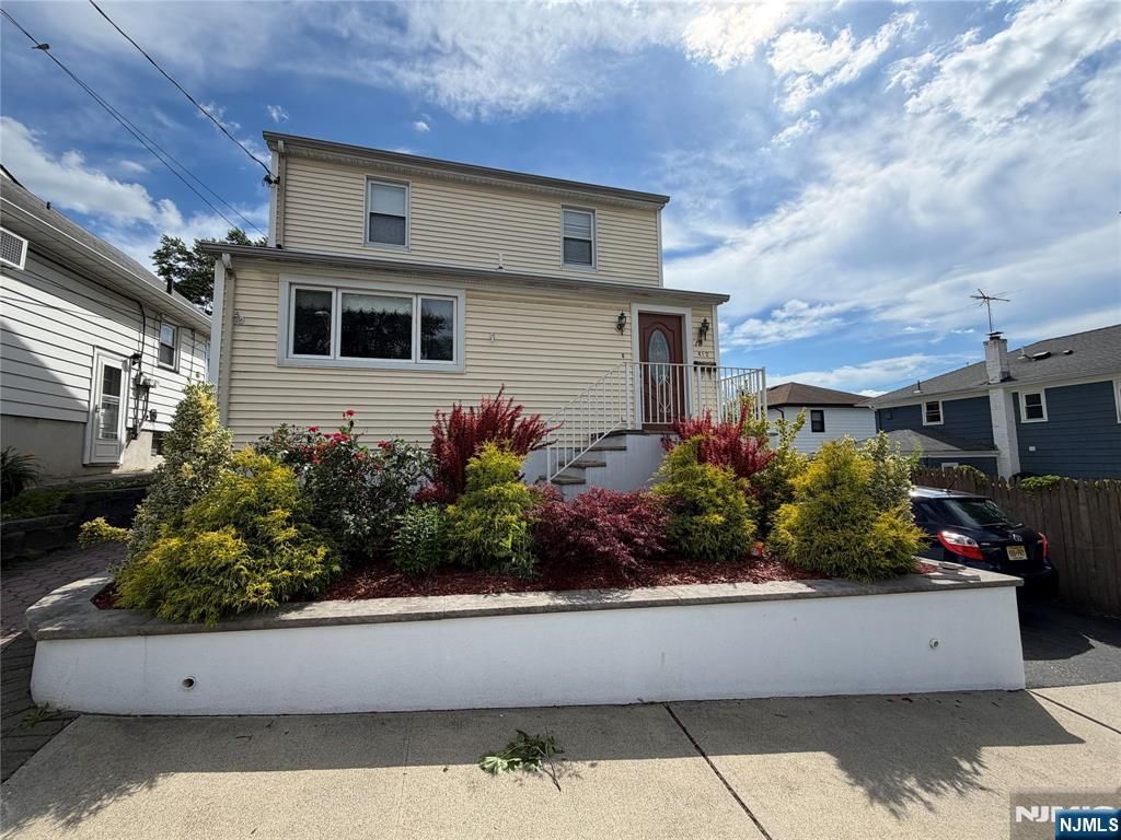412 Park Place, Lyndhurst, NJ 07071