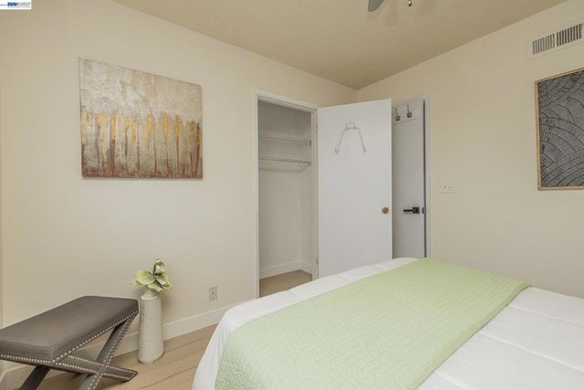 3766 Pinewood Pl, Santa Clara, CA 95054