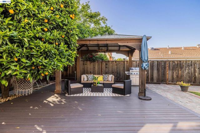 3766 Pinewood Pl, Santa Clara, CA 95054