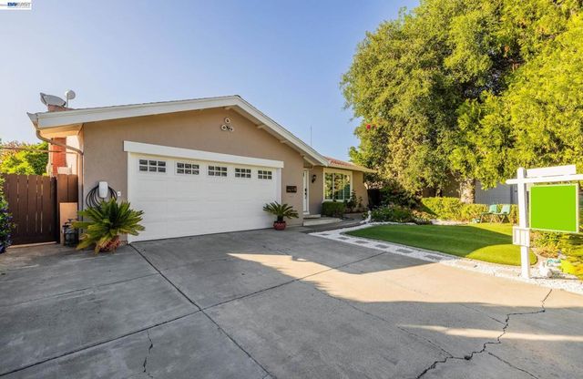 3766 Pinewood Pl, Santa Clara, CA 95054