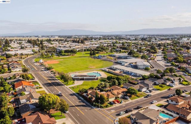 3766 Pinewood Pl, Santa Clara, CA 95054