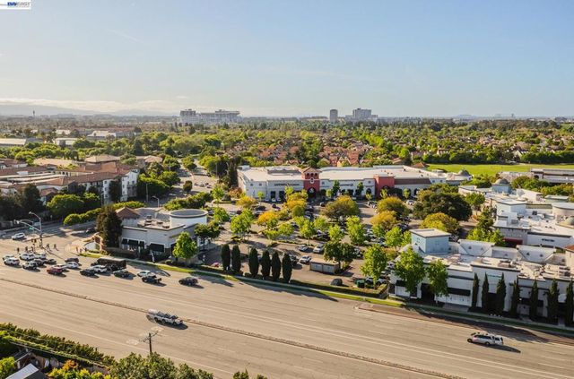 3766 Pinewood Pl, Santa Clara, CA 95054