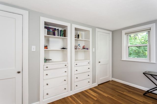 92 Hawthorn, Westwood, MA 02090