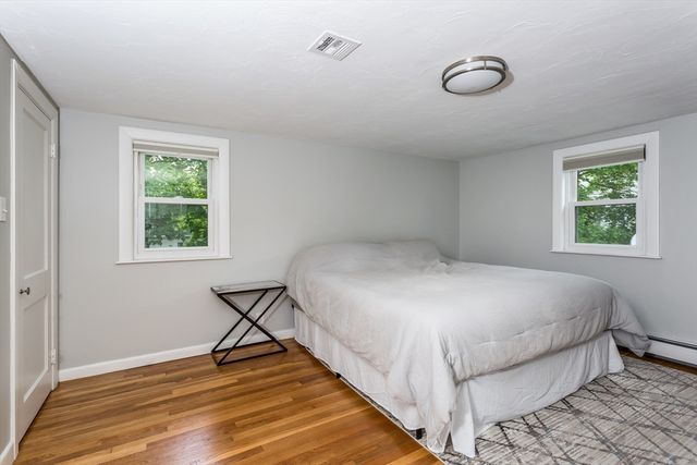 92 Hawthorn, Westwood, MA 02090