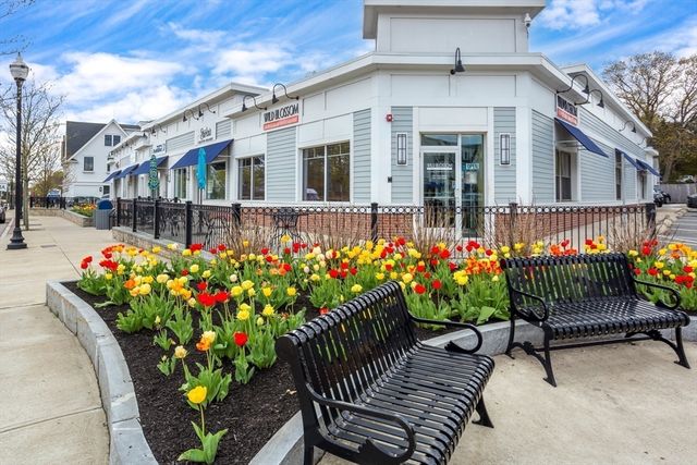 92 Hawthorn, Westwood, MA 02090