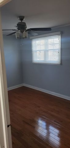 2049 Magnolia Road, Homewood, IL 60430