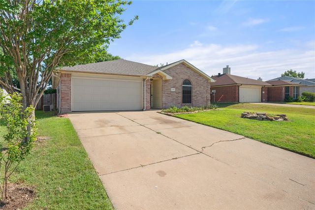 235 Lake Texoma Drive, Wylie, TX 75098