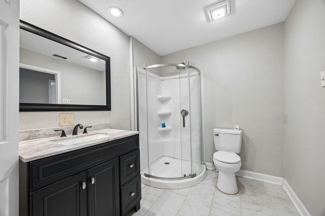 597 E Main Street, Van, TX 75790