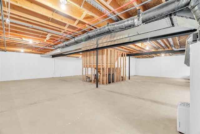 3806 Partagas Drive 48, Sterling Heights, MI 48310