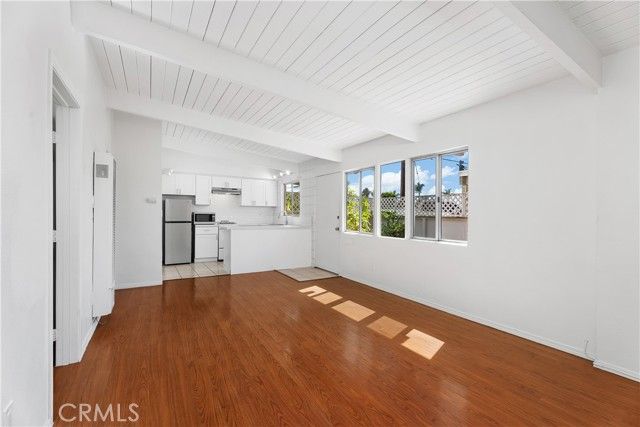 1124 Victoria, Costa Mesa, CA 92627