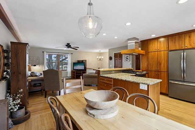 1686 Sand Hill Road, Oregon, WI 53575