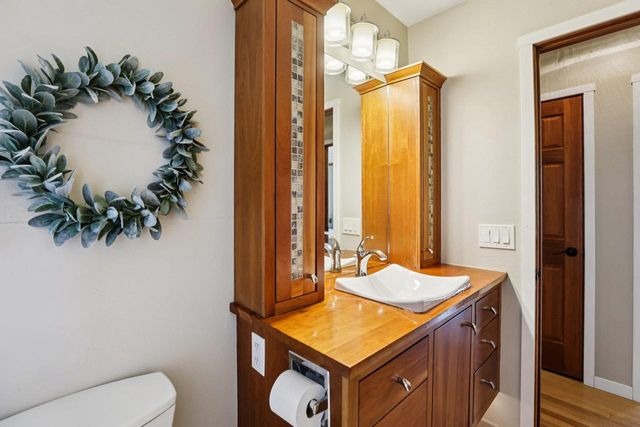 1686 Sand Hill Road, Oregon, WI 53575