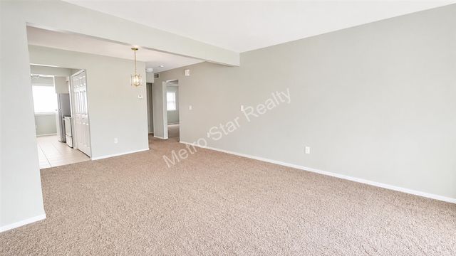 31548 Orchard, Farmington Hills, MI 48334