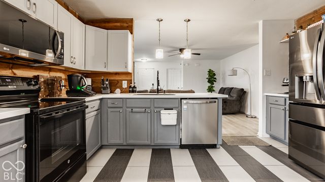 4248 Arches Court, Indianapolis, IN 46235