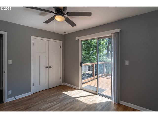 961 Se GLENN St, Roseburg, OR 97470