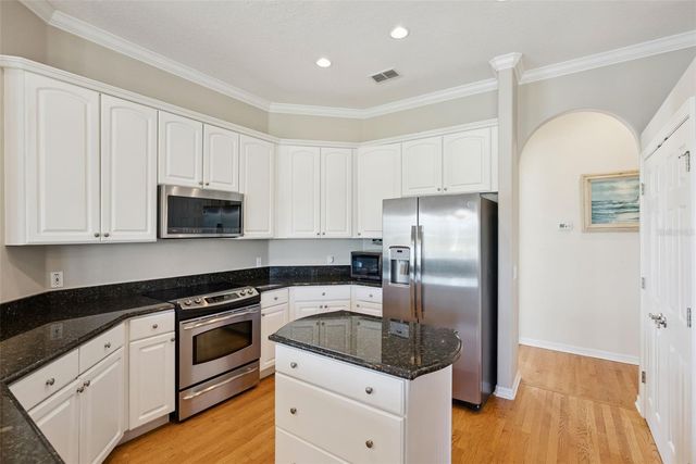 407 MAJESTIC OAK DRIVE, Apopka, FL 32712