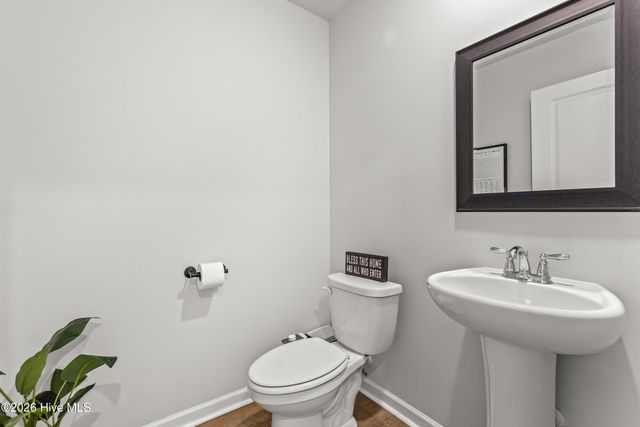 624 Drummond Grove Lane, Jacksonville, NC 28546