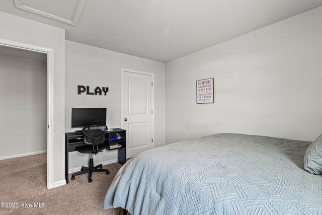 624 Drummond Grove Lane, Jacksonville, NC 28546