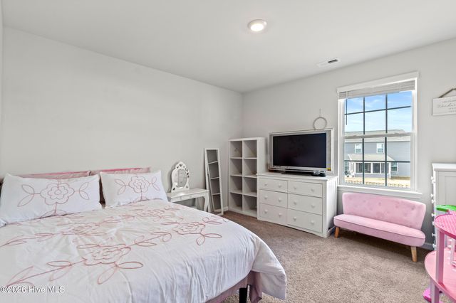 624 Drummond Grove Lane, Jacksonville, NC 28546