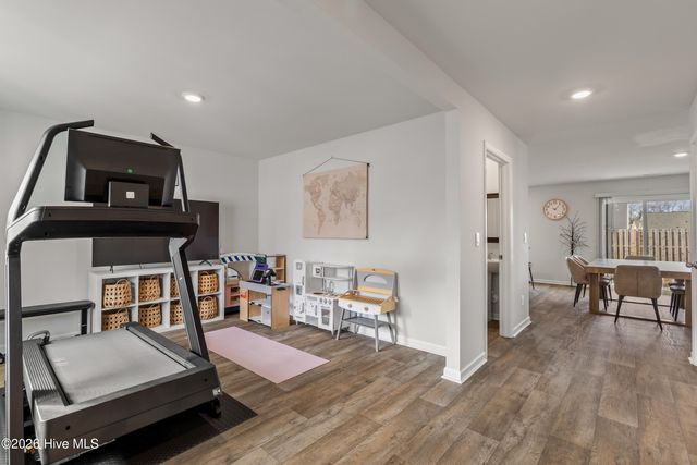 624 Drummond Grove Lane, Jacksonville, NC 28546