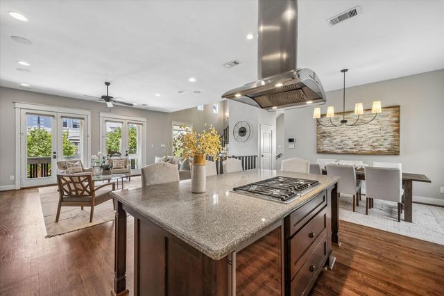 1957 Vermont Street, Houston, TX 77019