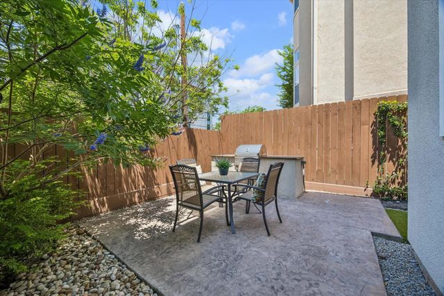 1957 Vermont Street, Houston, TX 77019
