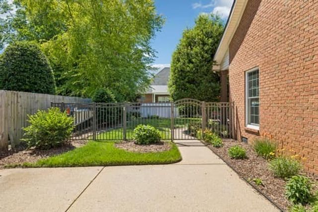 1503 Bradberry Dr, Murfreesboro, TN 37130