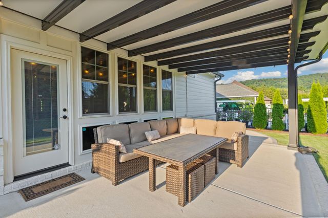 2621 Copper Cove, Ooltewah, TN 37363