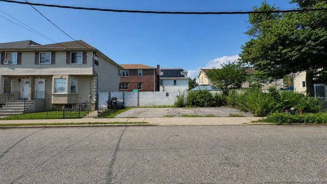 71 Arlington Place, Staten Island, NY 10303