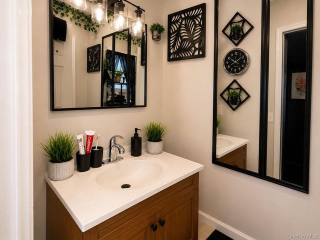 71 Arlington Place, Staten Island, NY 10303