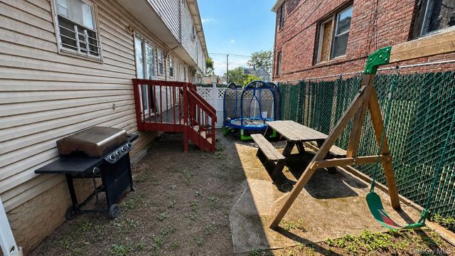 71 Arlington Place, Staten Island, NY 10303