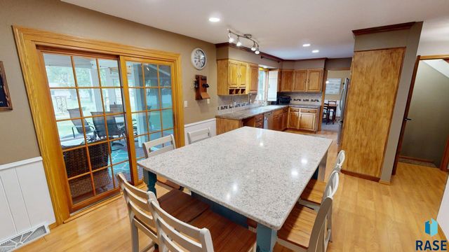 1613 Buffalo Trl Trail, Brookings, SD 57006