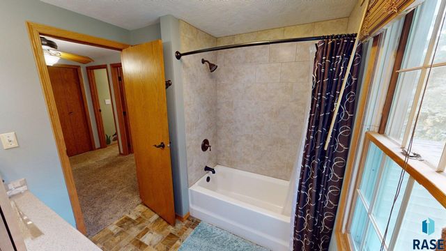 1613 Buffalo Trl Trail, Brookings, SD 57006