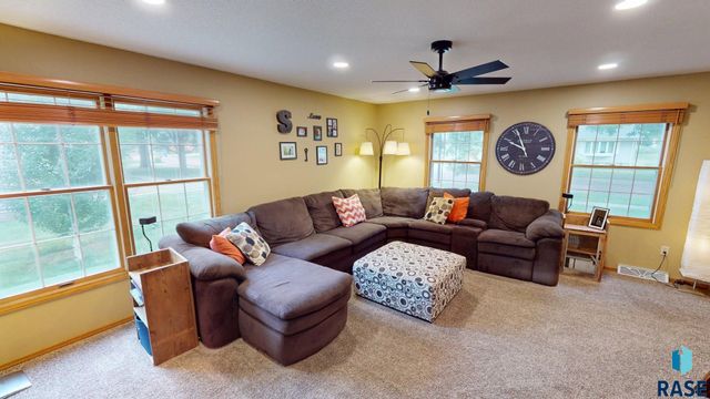 1613 Buffalo Trl Trail, Brookings, SD 57006
