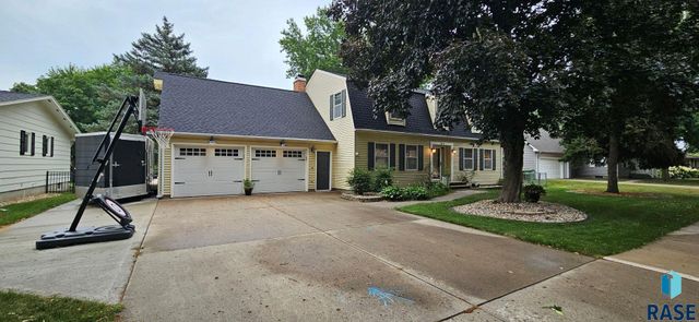 1613 Buffalo Trl Trail, Brookings, SD 57006