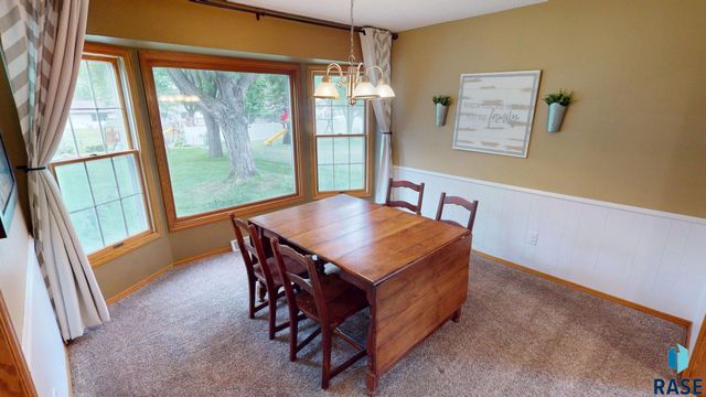 1613 Buffalo Trl Trail, Brookings, SD 57006
