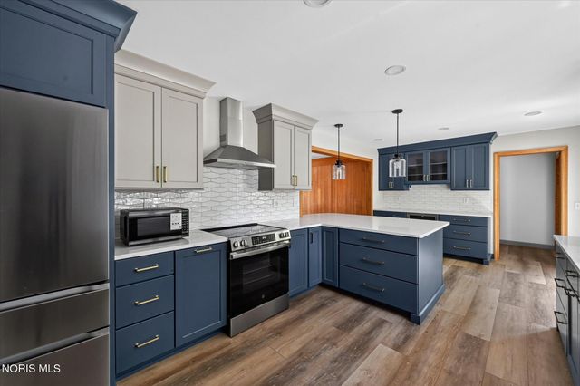 6164 Valley Park Drive, Toledo, OH 43623