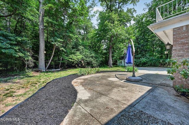 6164 Valley Park Drive, Toledo, OH 43623