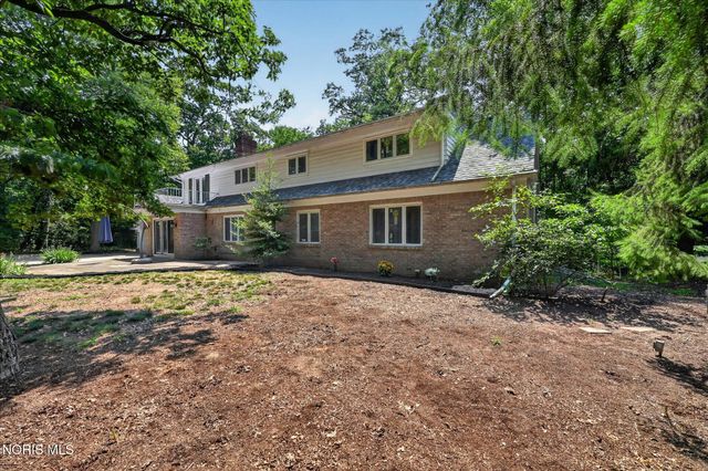 6164 Valley Park Drive, Toledo, OH 43623