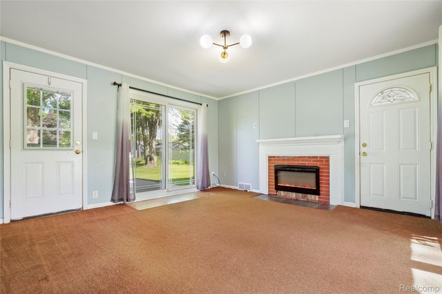 6843 E Dartmoor Road, West Bloomfield Charter Township, MI 48322