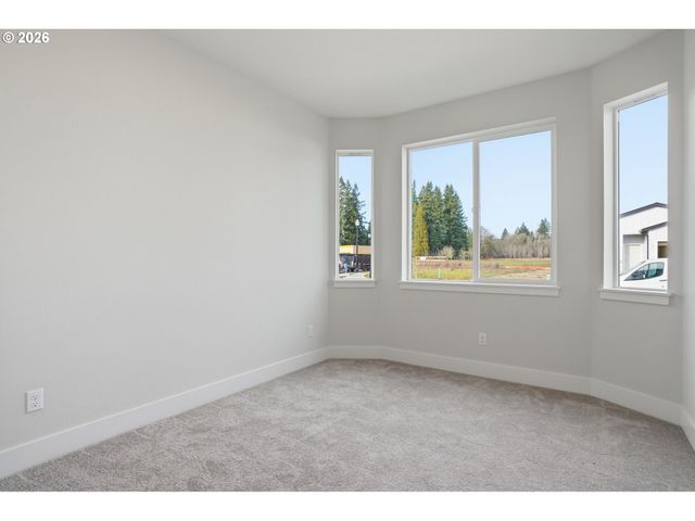 627 Se 34th St, Battle Ground, WA 98604