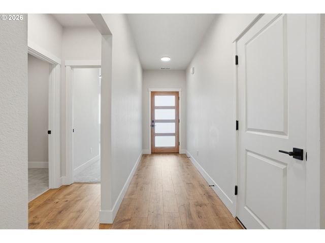 627 Se 34th St, Battle Ground, WA 98604